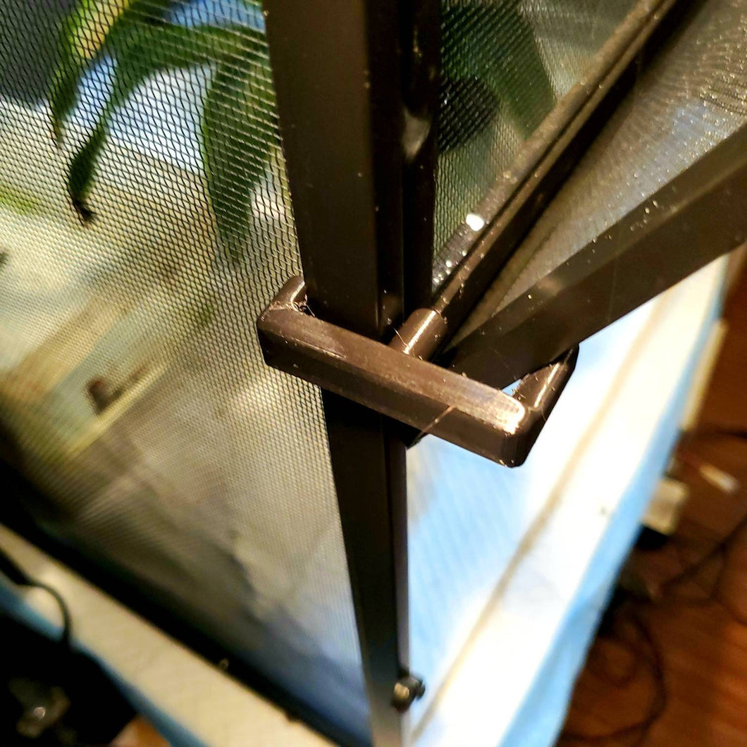 ZooMed Reptibreeze Lower Cage Door Holder