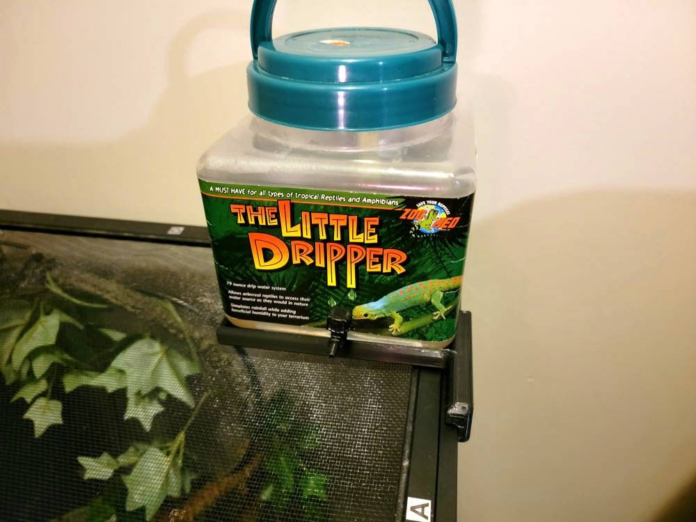 Zoomed Repti-Breeze Little/ Big Dripper Tank Holder
